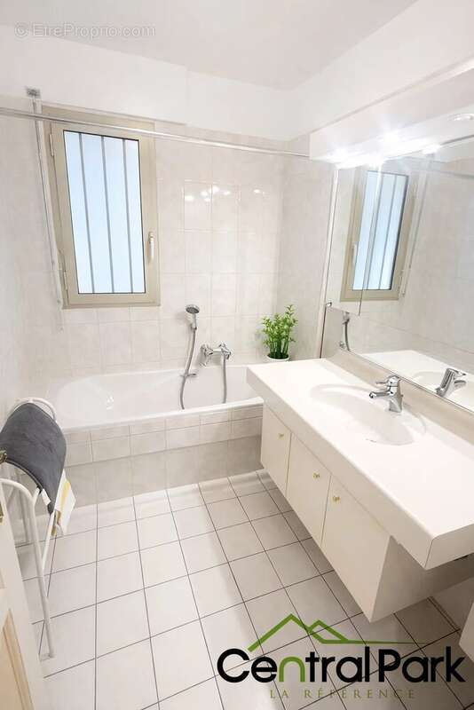 Appartement à LE PERREUX-SUR-MARNE