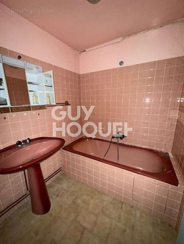 Maison à BARBONNE-FAYEL