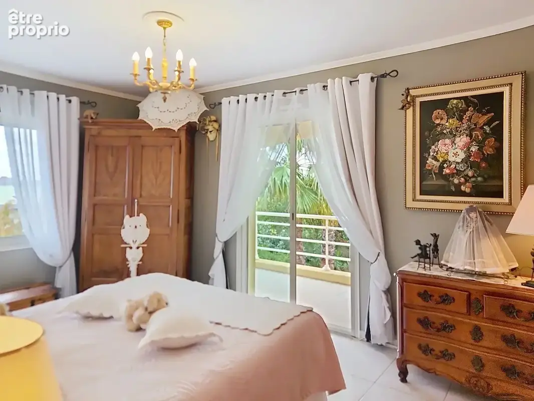 Villa plain-pied 5 chambres et piscine - photo 8