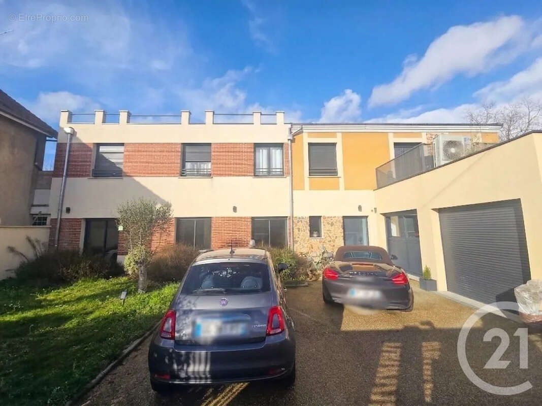 Appartement à MAISONS-ALFORT