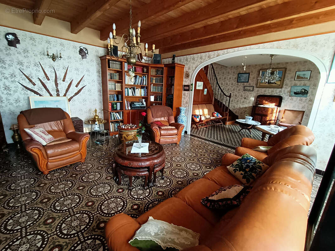 Maison à LUSSANT
