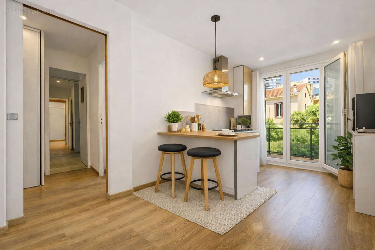 Appartement T3 lumineux avec terrasses - entrée centre-ville ? potentiel + aides ORELI (double vitrage & clim) - photo 6