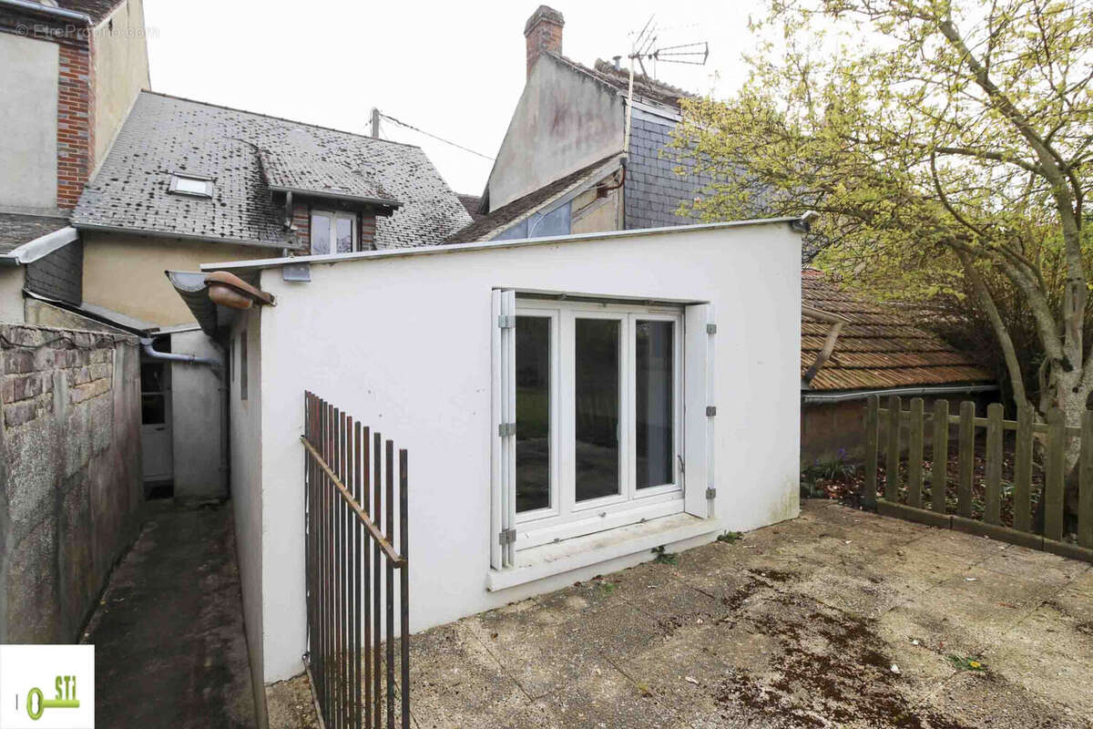 Photo 2 - Maison à SAINT-MAURICE-SUR-AVEYRON
