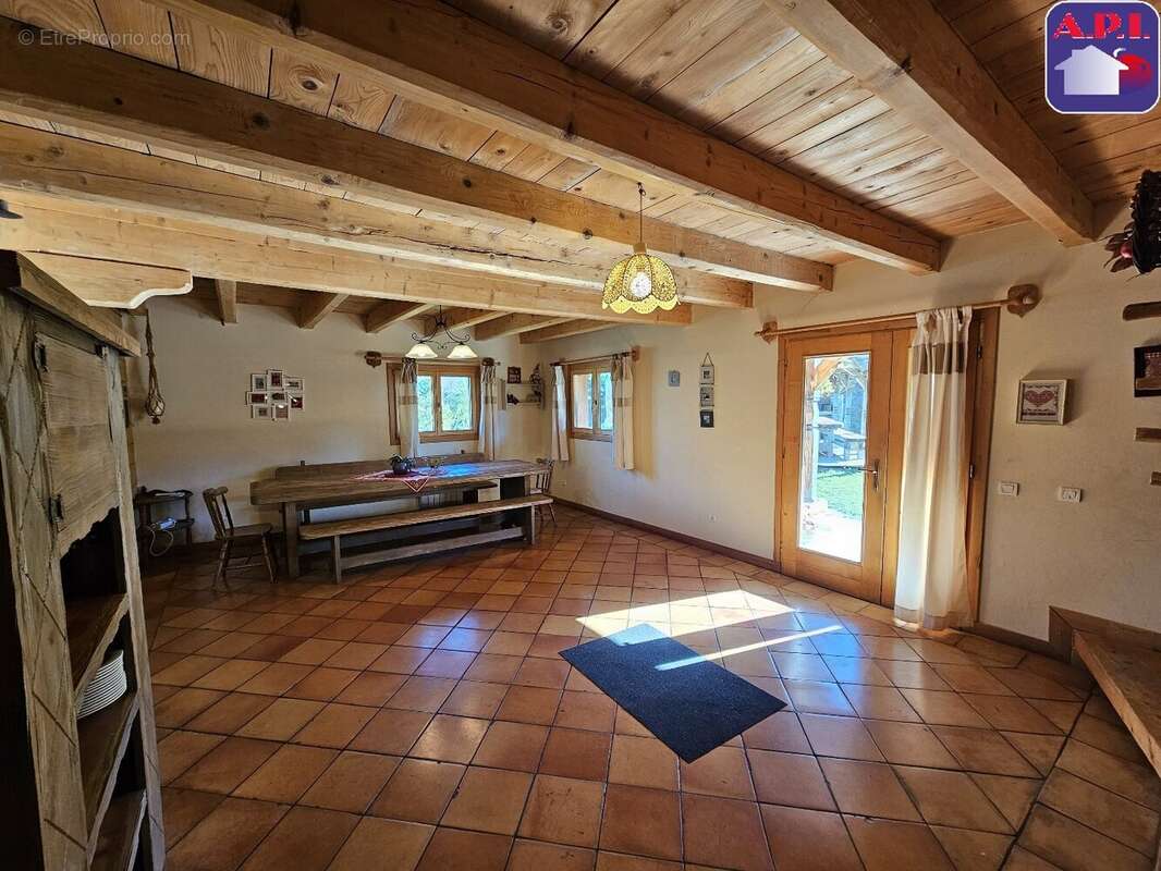 Maison à SAINT-PIERRE-DELS-FORCATS