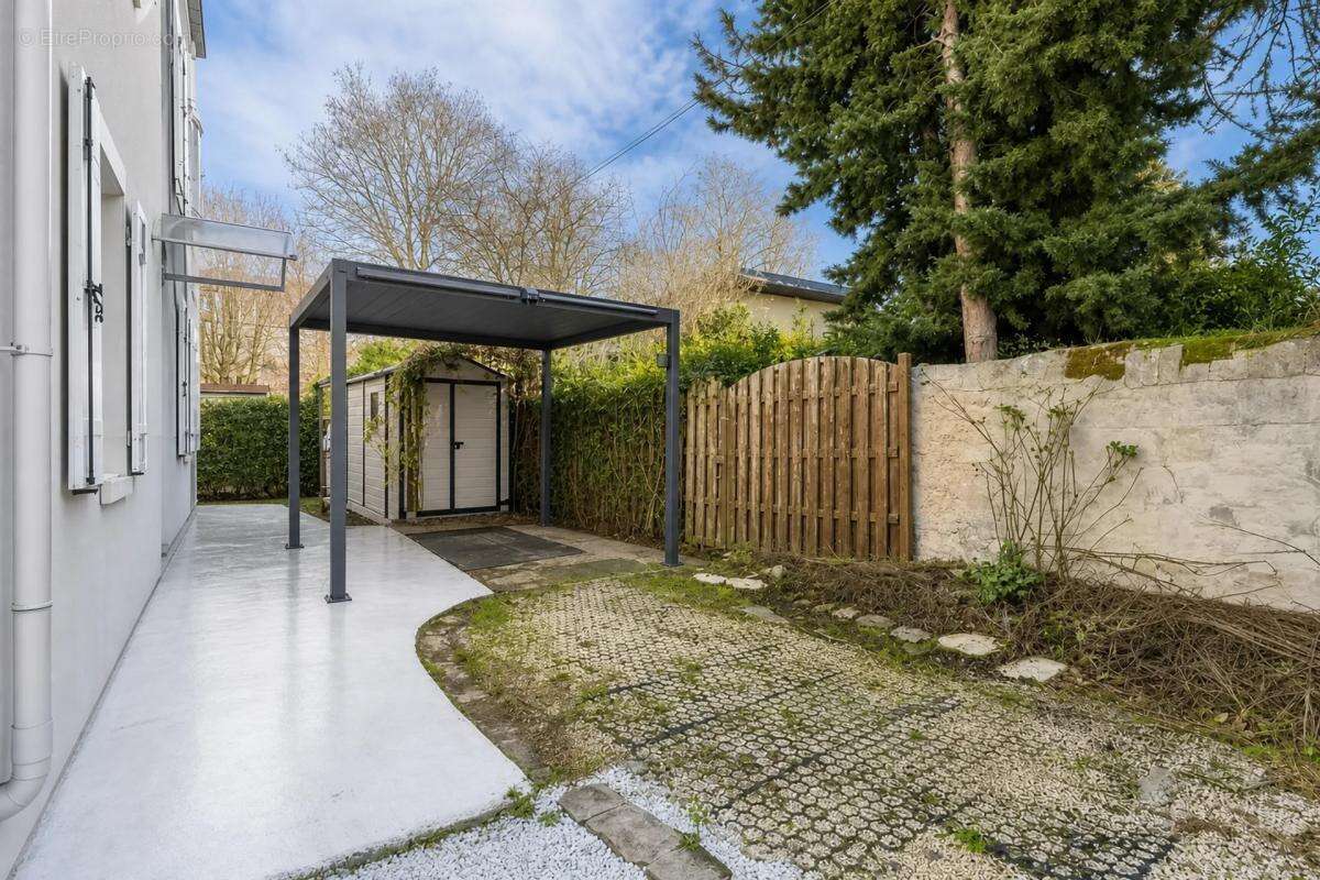 Maison rénovée 5 pièces avec jardinet à Saint-Leu-La-Forêt - photo 2