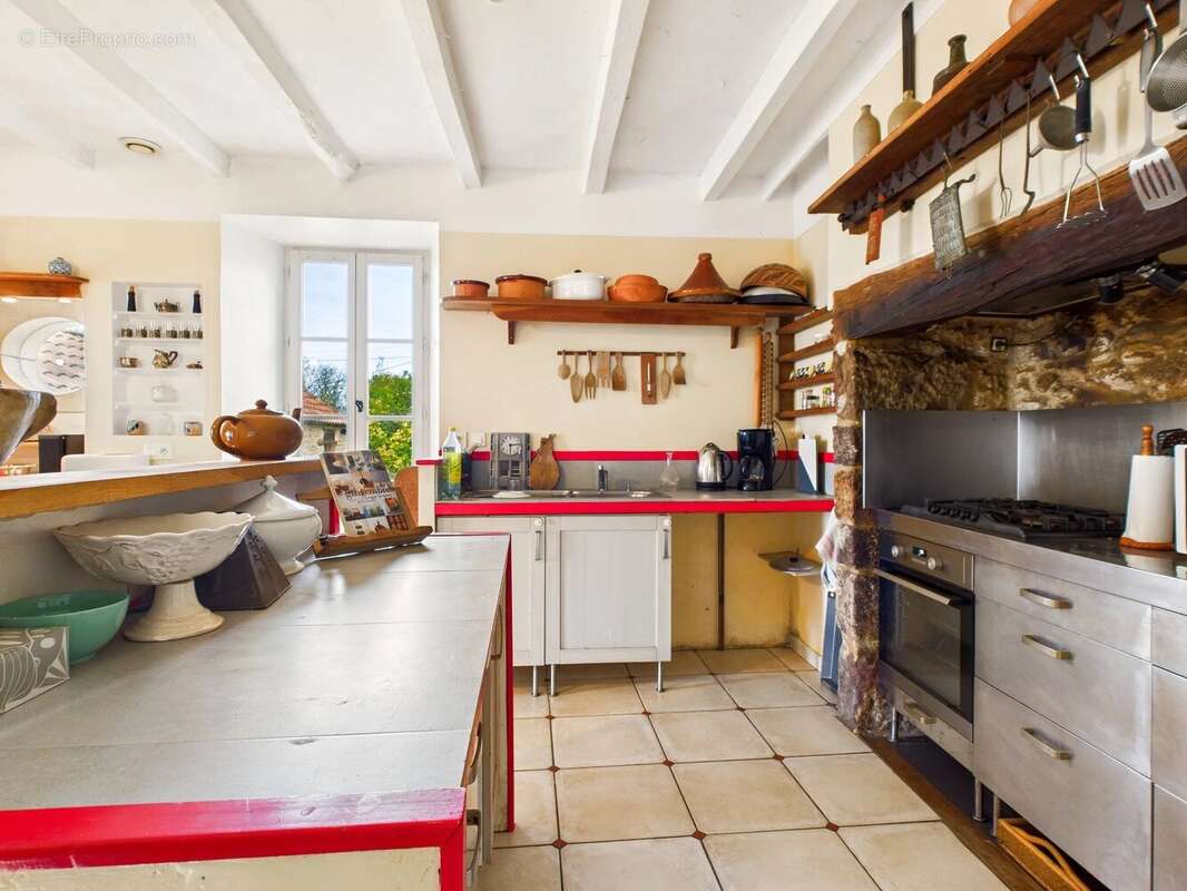 Maison à SALLES-DE-BELVES