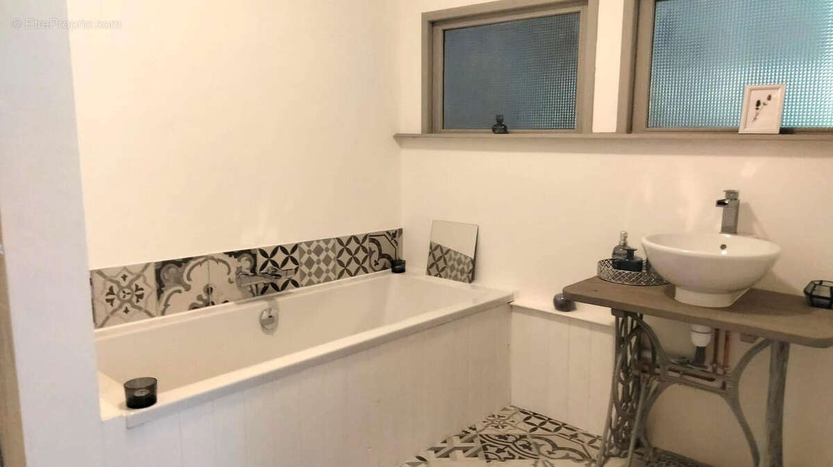 30 SEPT - SDB - Maison à ALLOUE