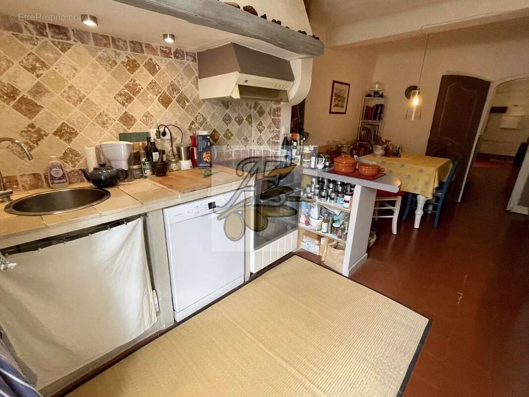 Appartement à SEILLANS