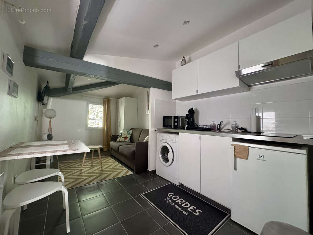 Appartement à L'ISLE-SUR-LA-SORGUE