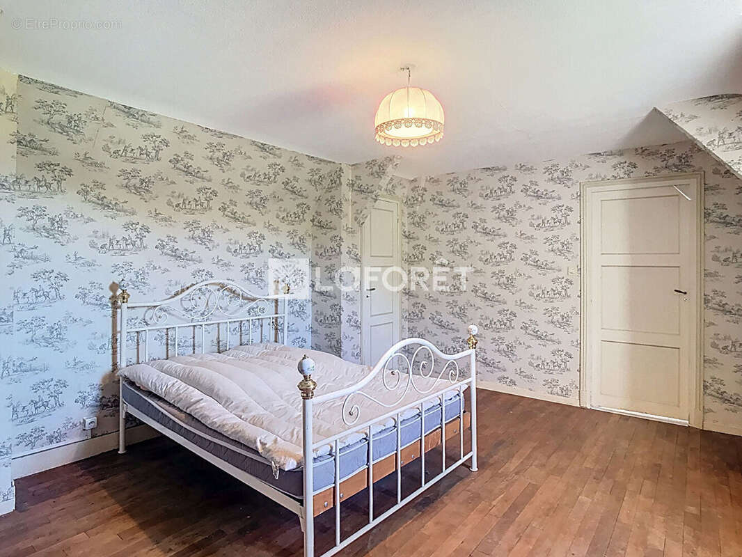 Villa Cour Cheverny 10 pièces - photo 12