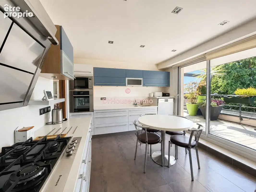 Appartement 5 pièces 141 m² à vendre à Vannes (56000) - photo 23