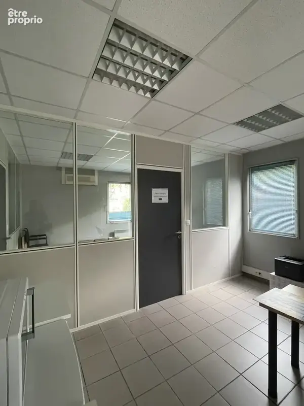 Bâtiment 450m2 bureaux et entrepôt - photo 3