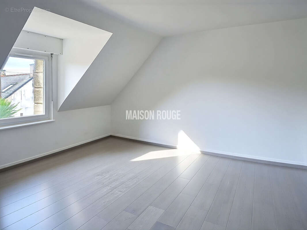 Maison à PLOUGOUMELEN