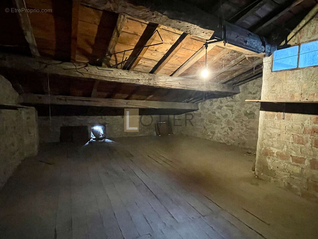 Maison à CAPENDU
