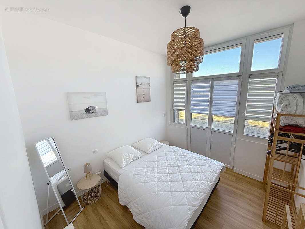 Appartement à CAROLLES