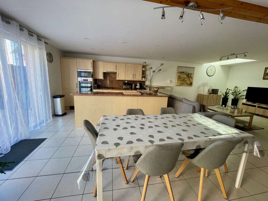 Maison à REMIREMONT