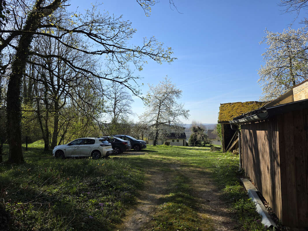Maison à NEUFCHATEAU
