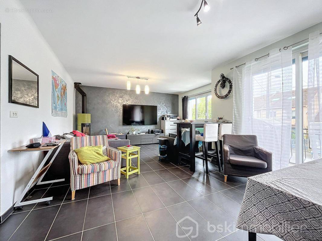 Maison à PONTAULT-COMBAULT