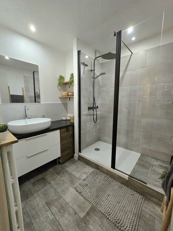 Appartement à MARSEILLE-13E