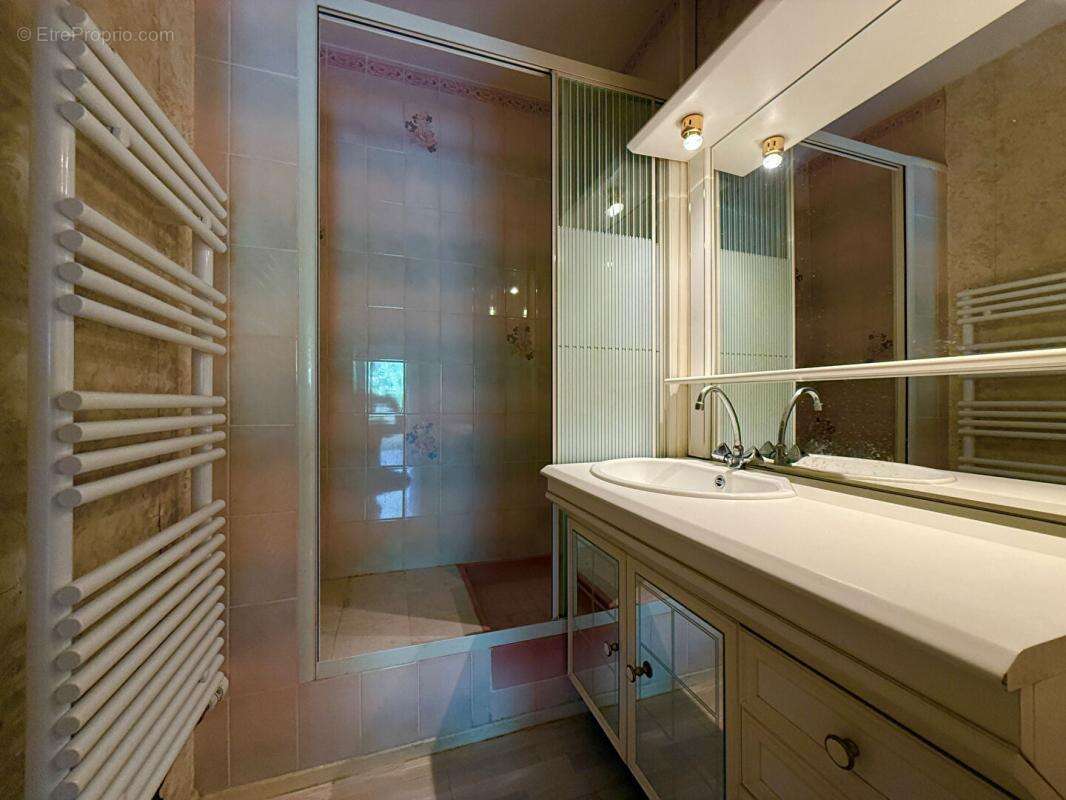 Appartement à HEROUVILLE-SAINT-CLAIR