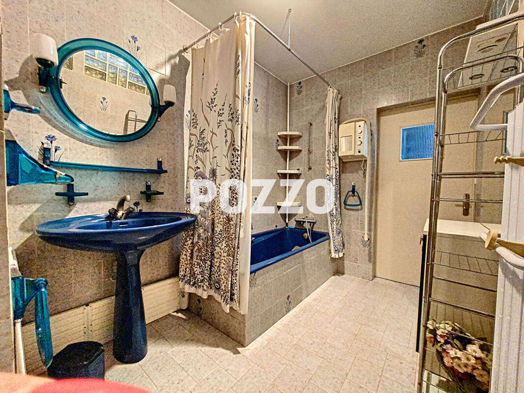 Maison à BREVILLE-SUR-MER