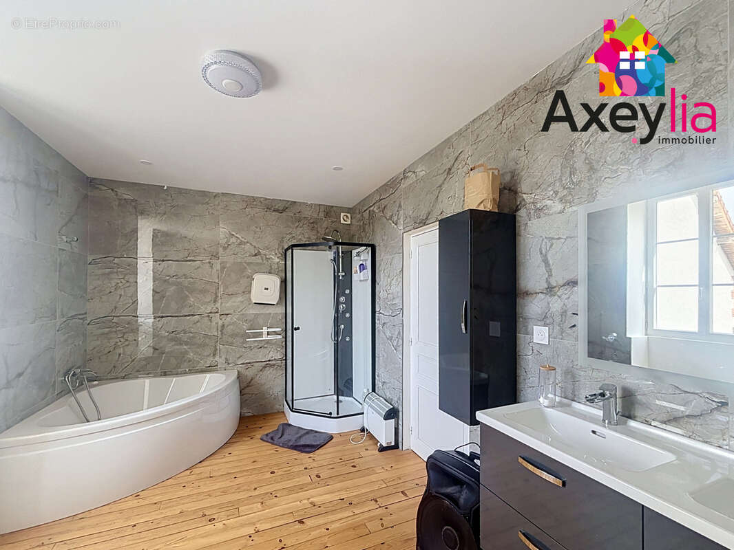 A vendre- artaix-maison familiale avec piscine et dépendances- - photo 7