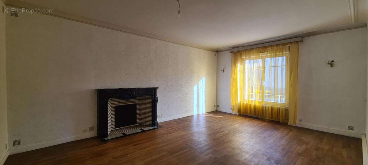 Maison à LA CHAPELLE-HEULIN