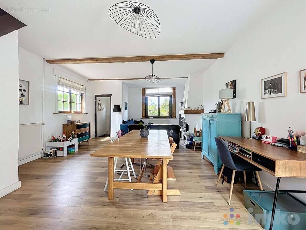 Maison à WERVICQ-SUD