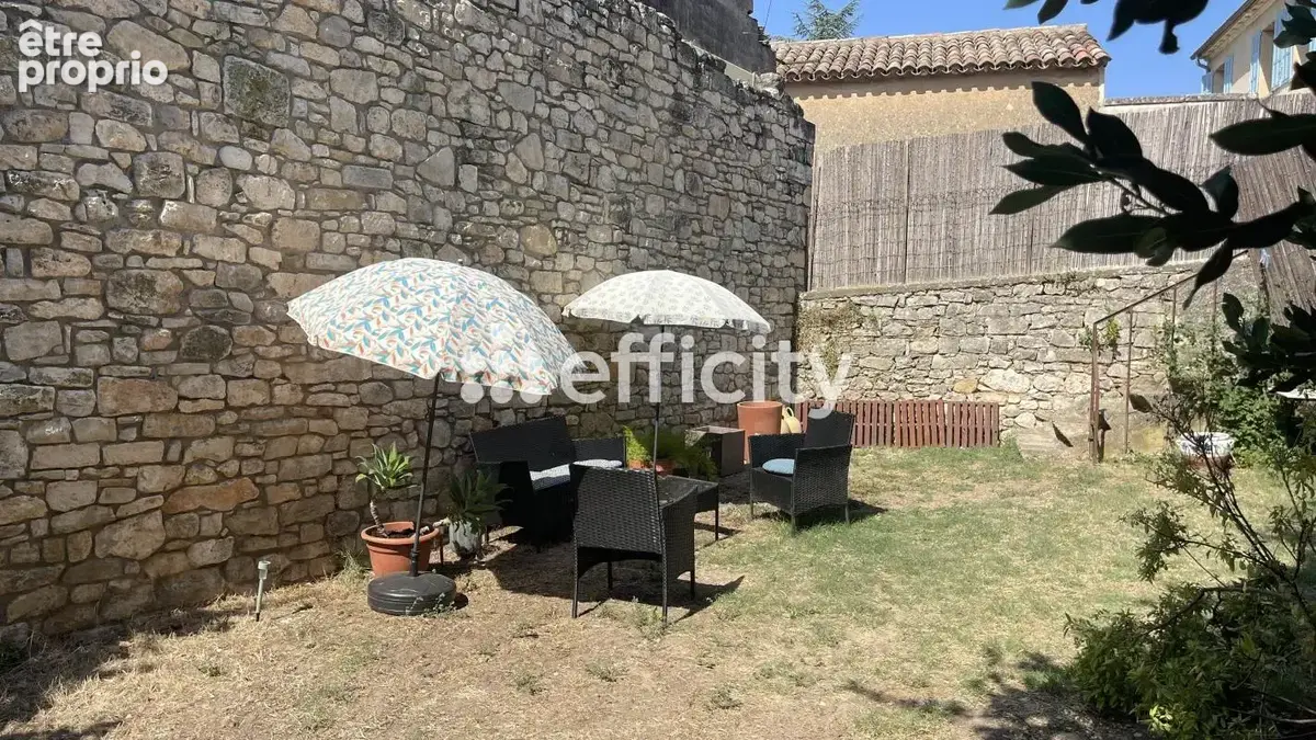 Maison 110 m² à Rustrel  - photo 4