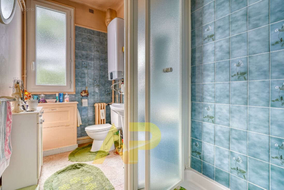 Maison à LE PLESSIS-ROBINSON