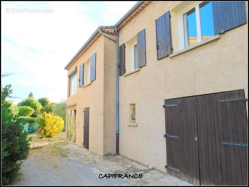 DIGNE-LES-BAINS 04000 A VENDRE Maison traditionnelle avec 2 appartements, terrain plat et clos, garage et cave - photo 23