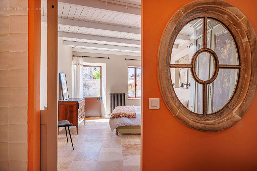 Maison à BAZOCHES-LES-HAUTES