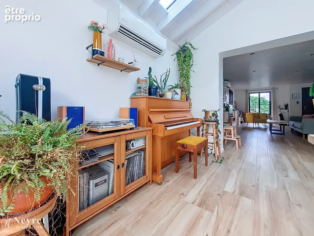 Maison à vendre   Ternay (69360)   125 m2 - 3 chambres 1 bureau- sous-sol   Terrain 1157 m2- piscine - photo 8