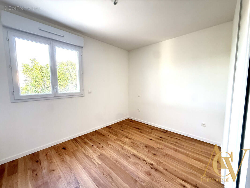 T3 Dernier Étage Terrasse &amp; Vue Dégagée à Cogolin 1 - Appartement à COGOLIN