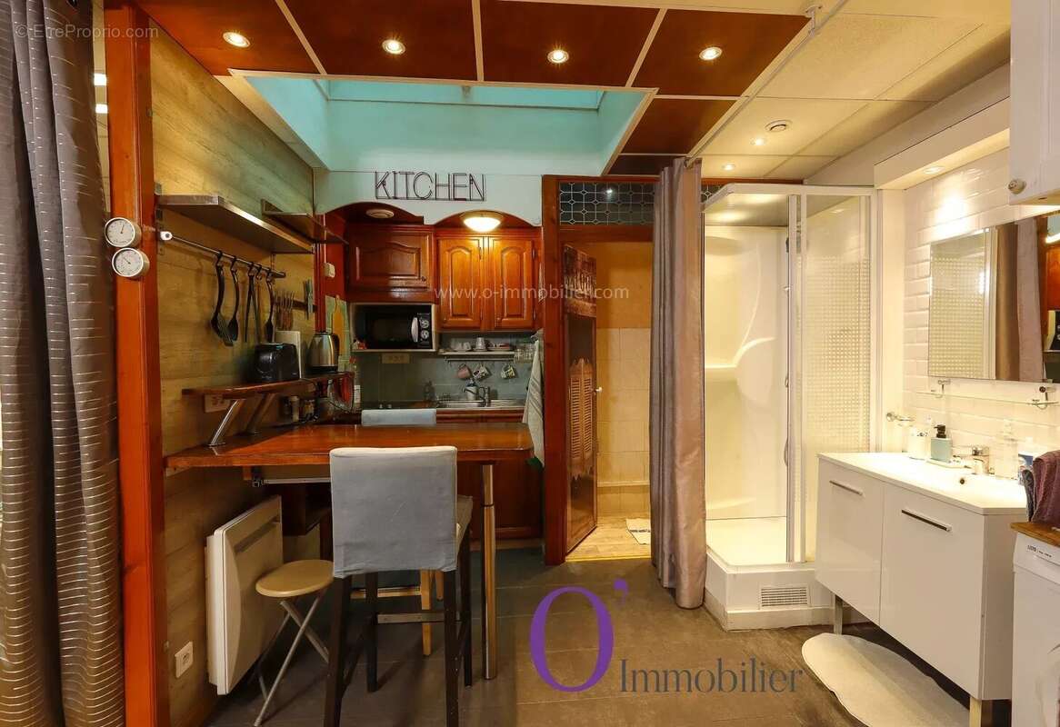 Appartement à PARIS-9E