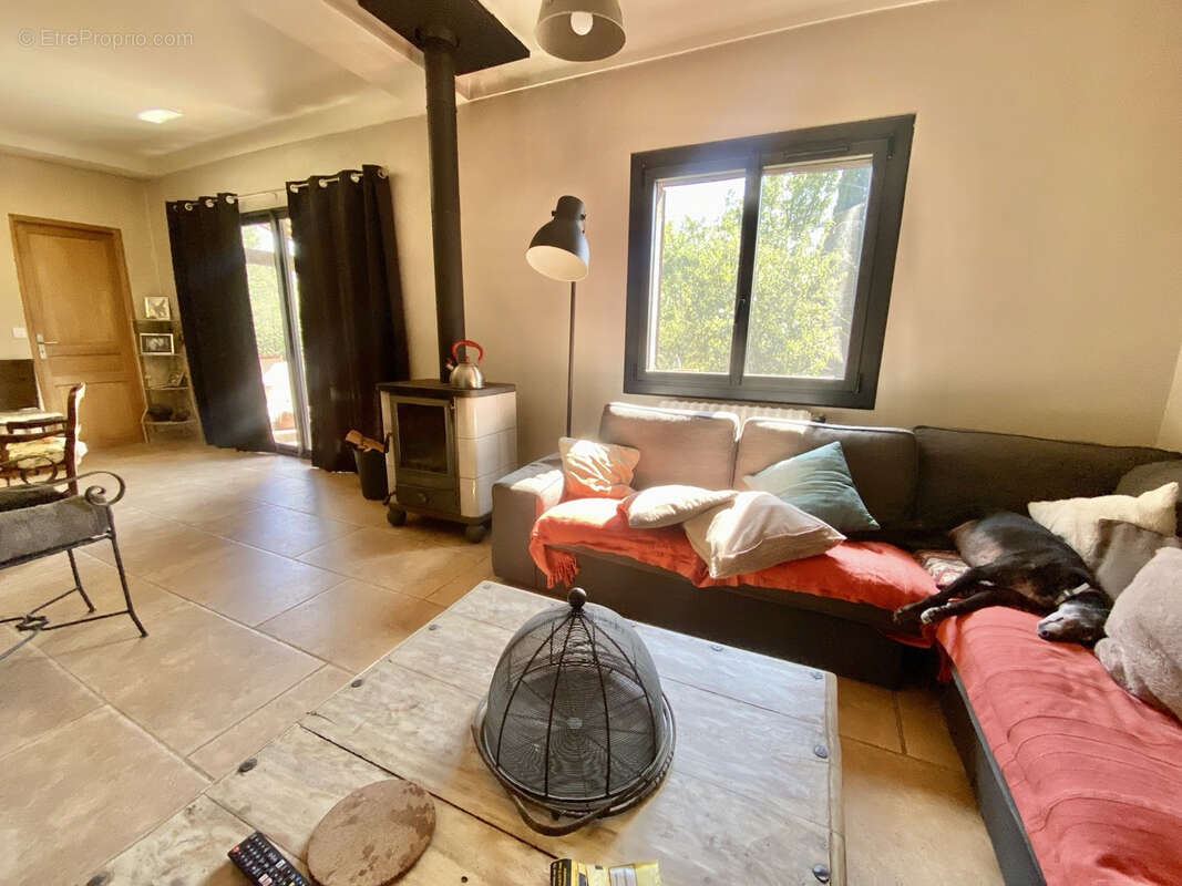 Maison à SAINT-VALLIER-DE-THIEY