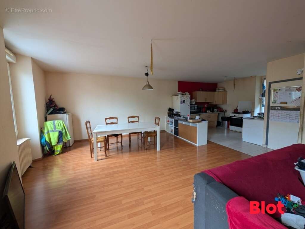 Appartement à MESSAC