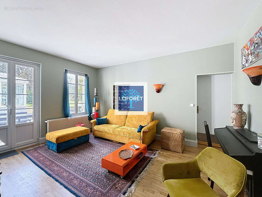 Maison à SAINT-ANDRE-DE-CUBZAC