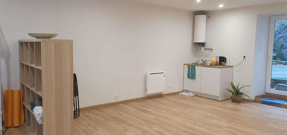 PHOTO-2023-05-30-17-37-49(1) - Commerce à QUIMPER