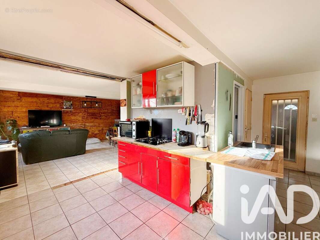 Maison 99 m² à Moliens  - photo 2