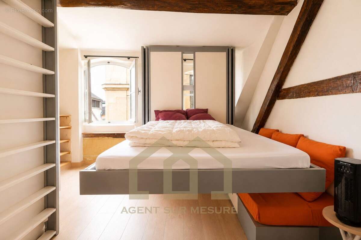 Appartement à PARIS-5E