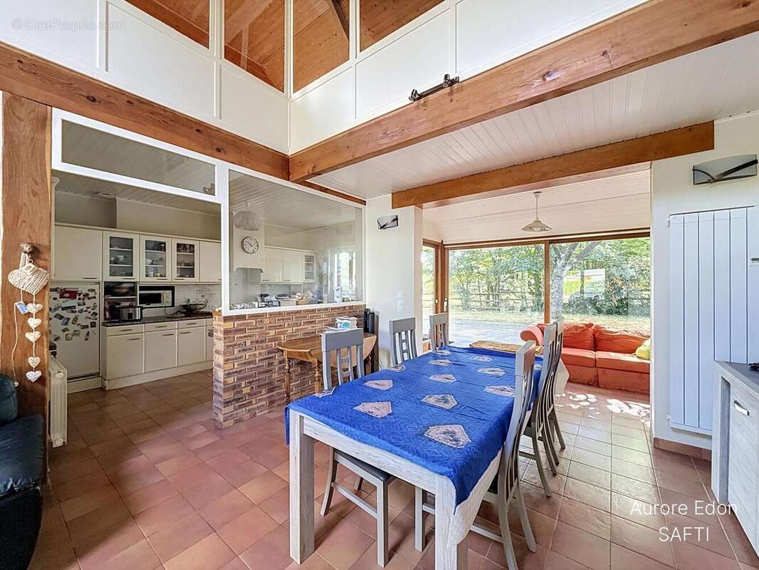 Maison 223 m² à Armaille  - photo 5