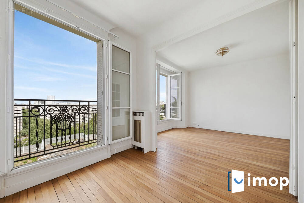 Appartement à PARIS-19E