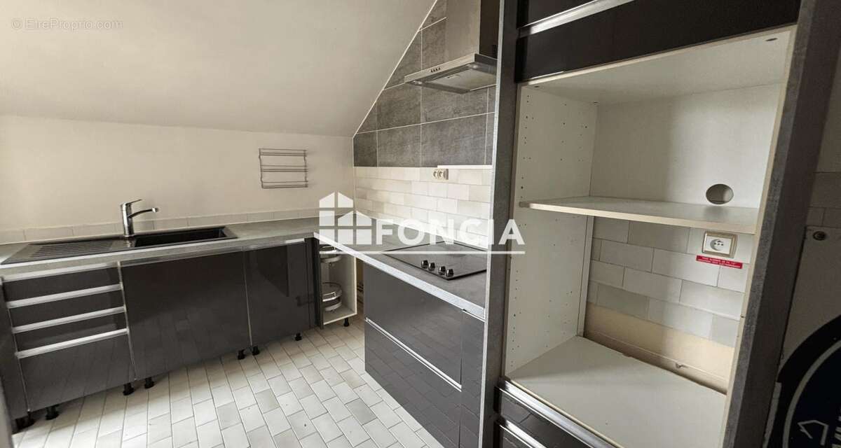 Duplex de 4 pièces au dernier étage de 115 m2 au sol à Saint Maur des Fossés - photo 5