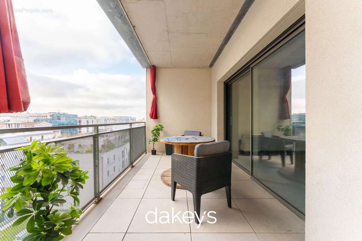 Appartement à MARSEILLE-3E