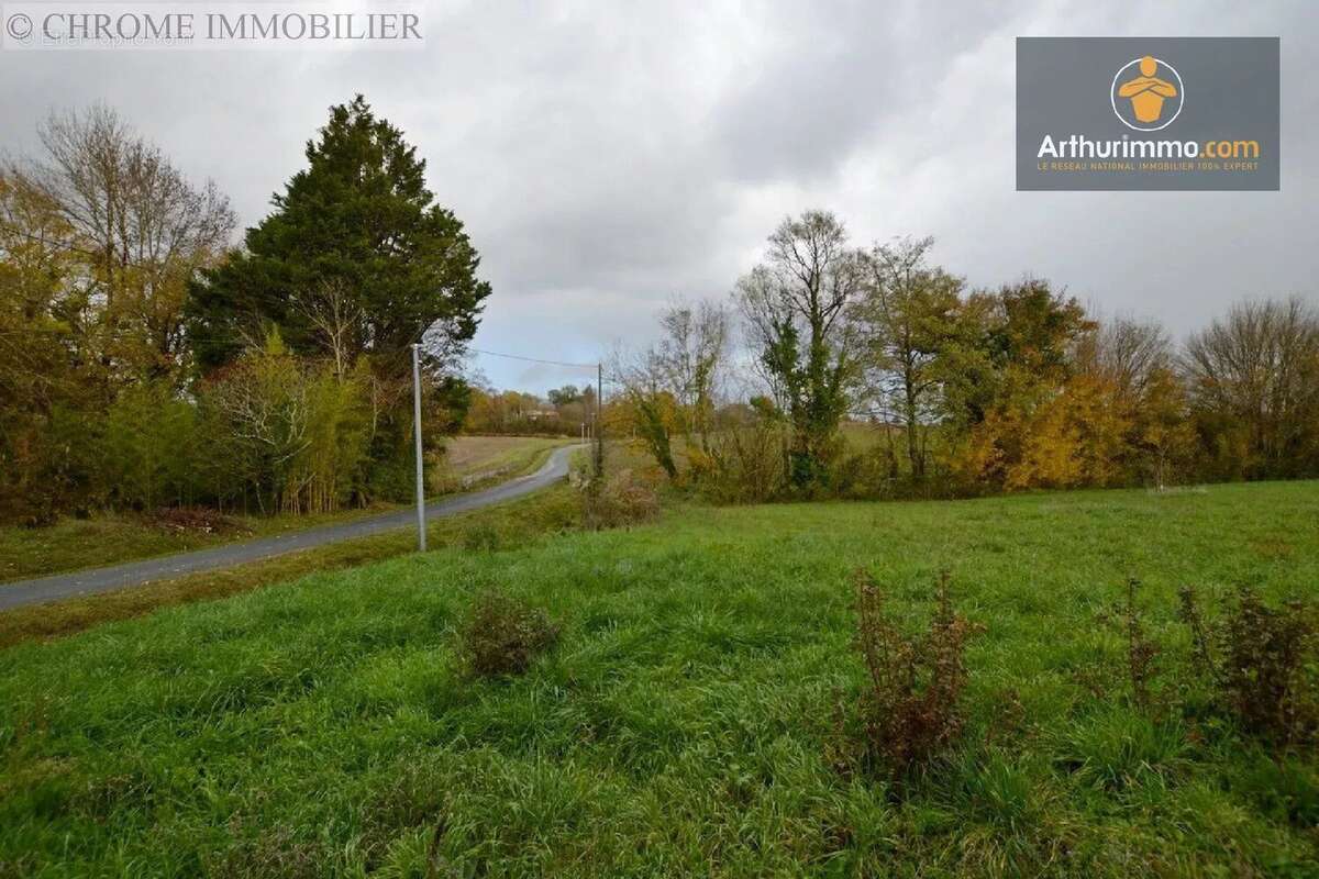 Terrain à ALLEMANS-DU-DROPT