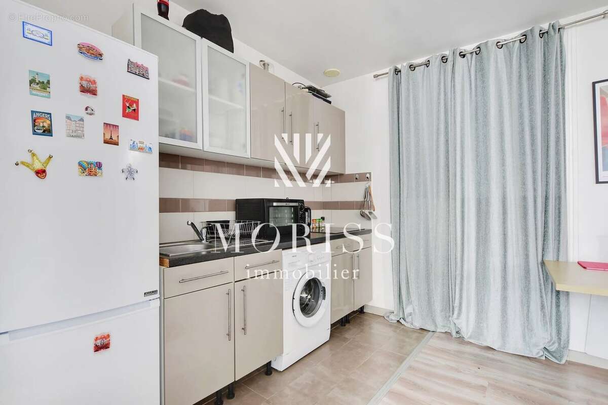 Appartement à PARIS-14E