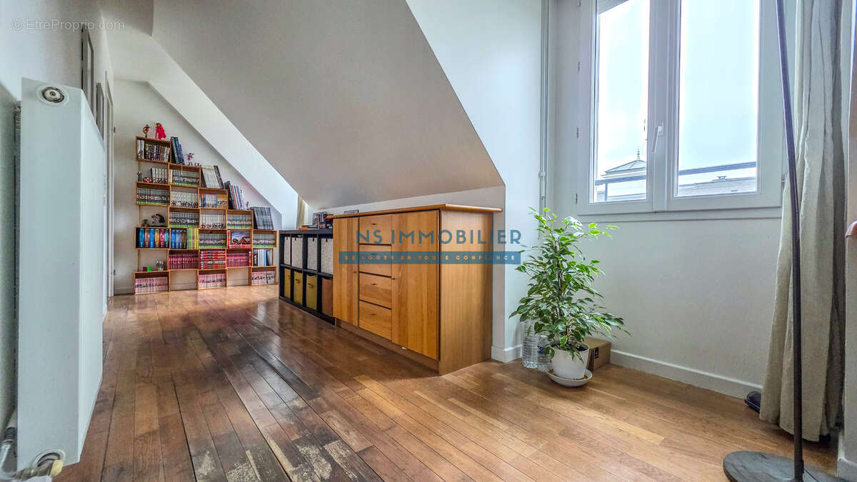 Appartement à HOUILLES