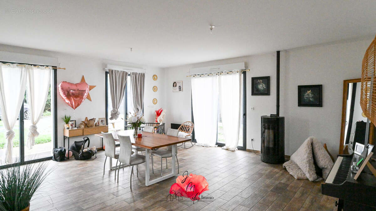 Maison à SAINT-ROMAIN-DE-COLBOSC