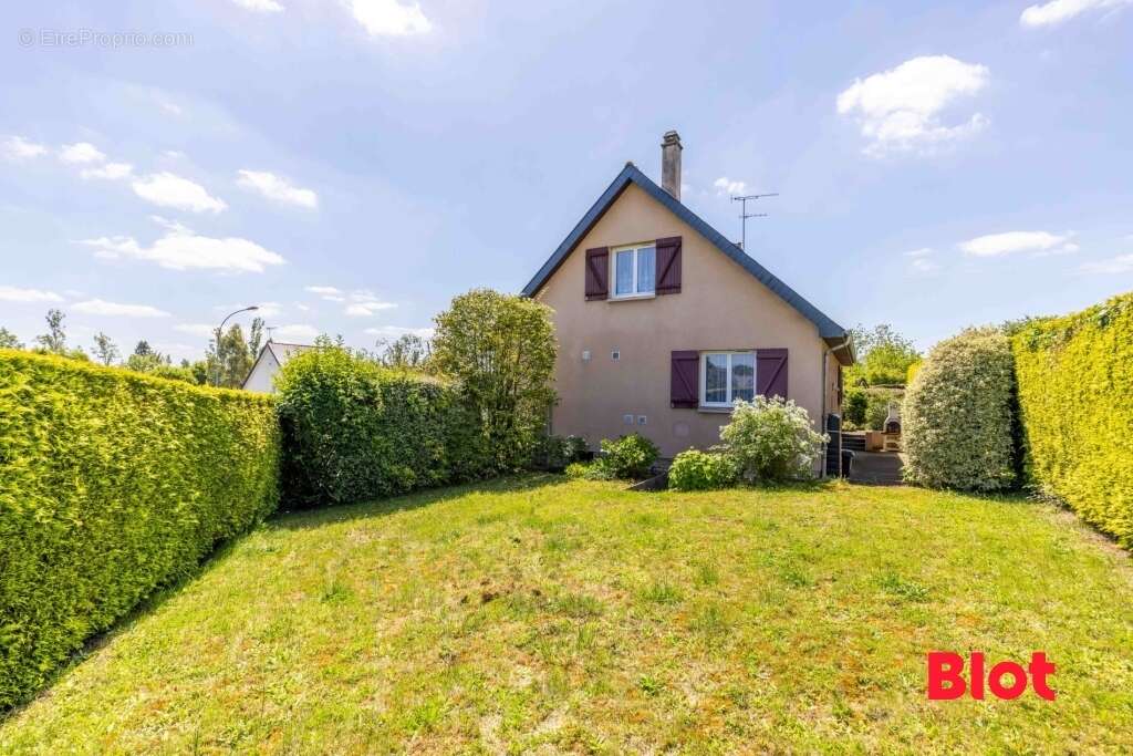 Maison à CHATEAUBOURG